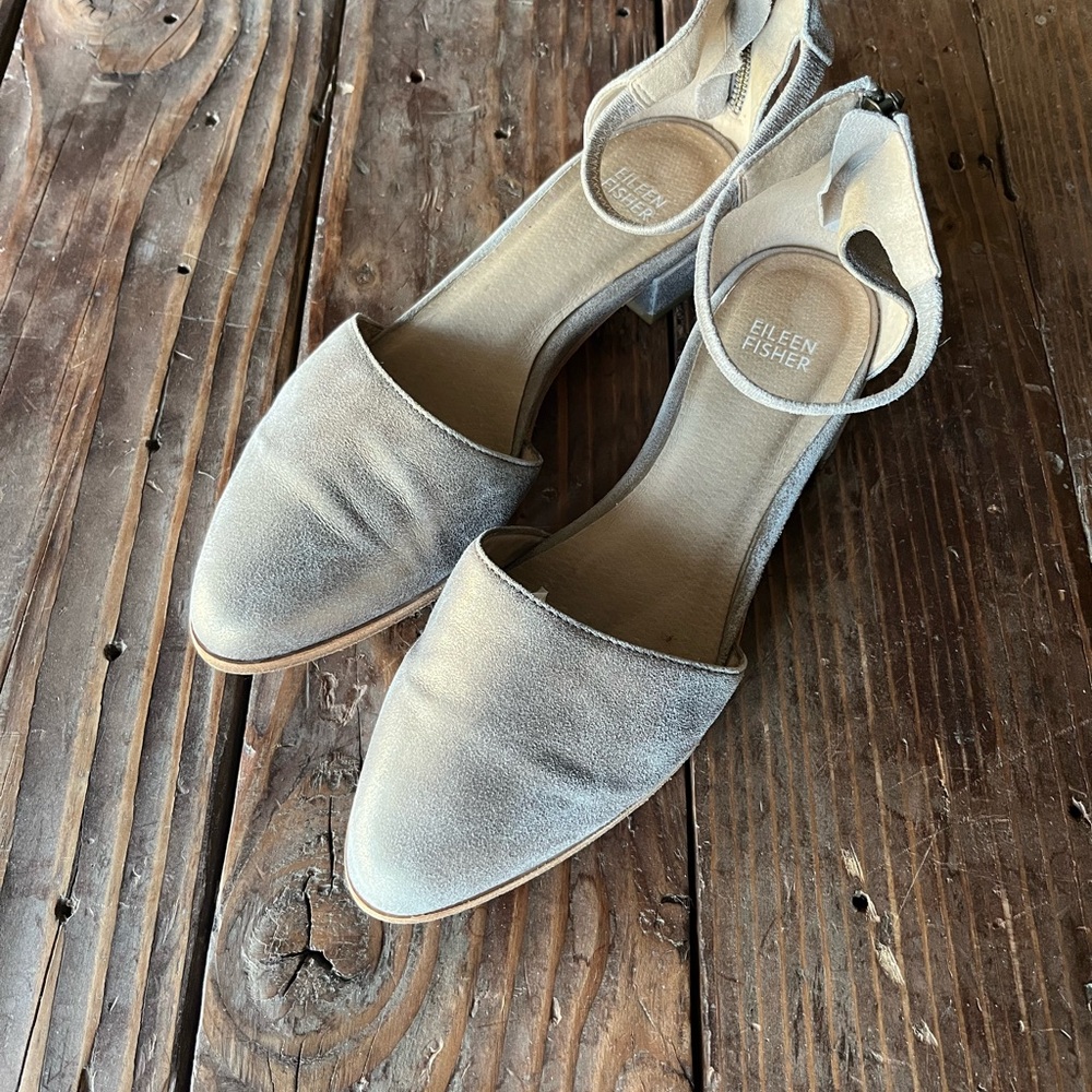 Eileen Fisher Light Gray Flats